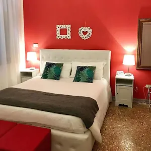 Residenza Quaggio Ca' Grimani Венеция