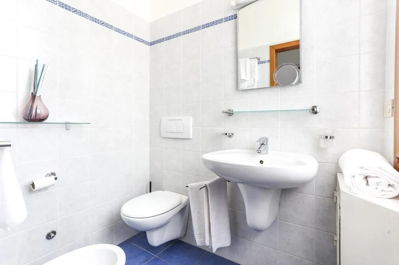 ** Guest house Inlaguna Venice Italy